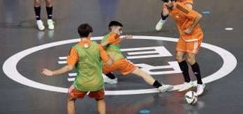 Anaerobic training using a possession game